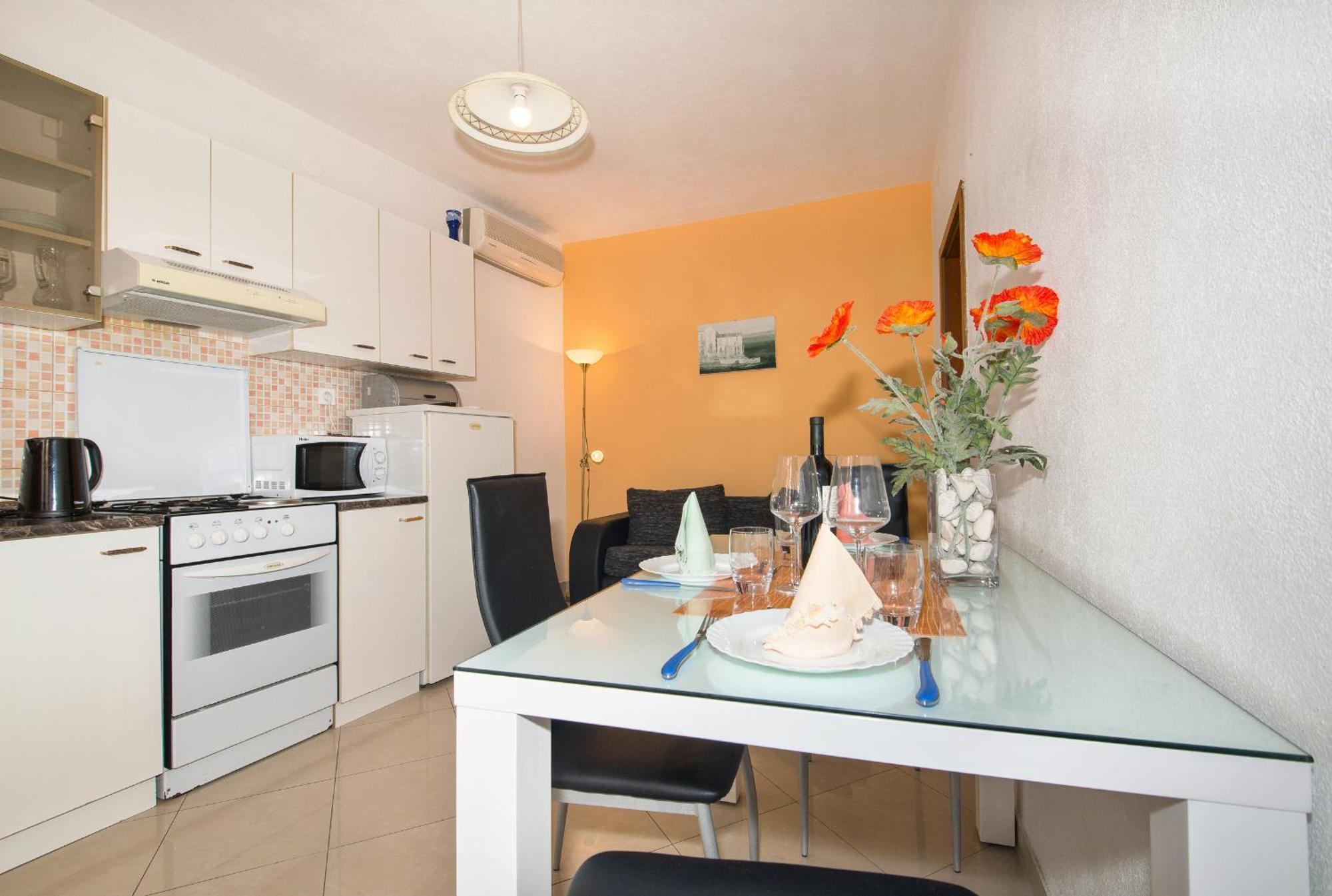 Apartments Marieta Makarska Szoba fotó